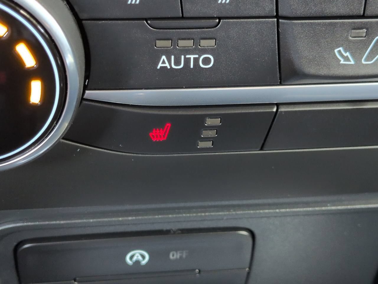 Certified 2021 Ford EcoSport SE FWD image 23