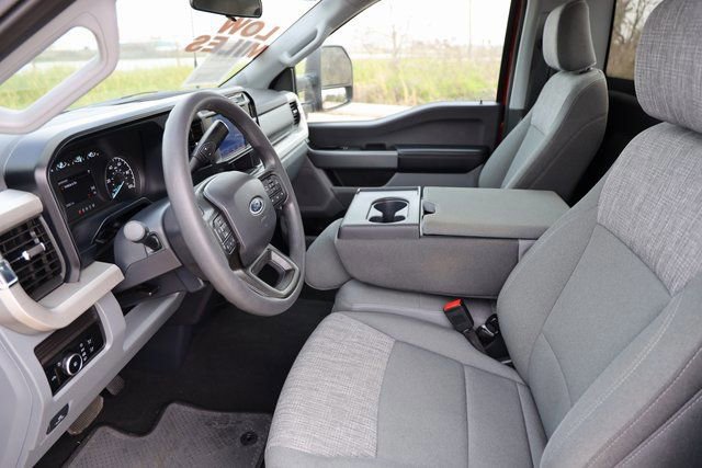 Certified 2024 Ford F250 XLT AWD/4WD image 11