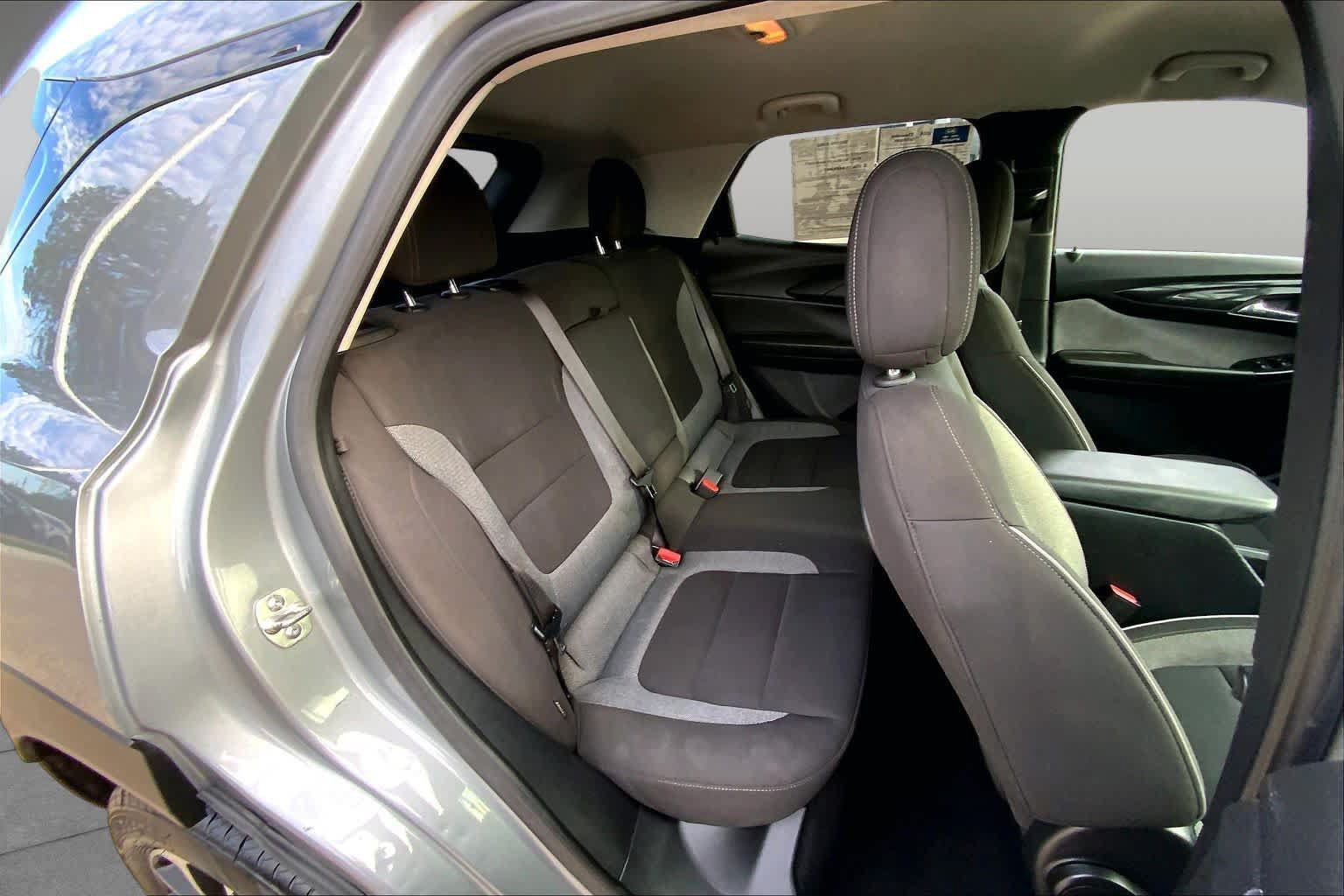 Used 2024 Chevrolet TrailBlazer LT w/ Convenience Package FWD image 20