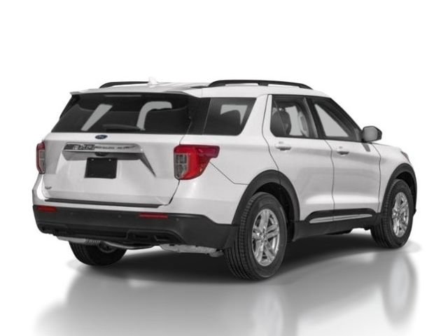 Certified 2024 Ford Explorer XLT w/ Equipment Group 202A AWD/4WD image 2