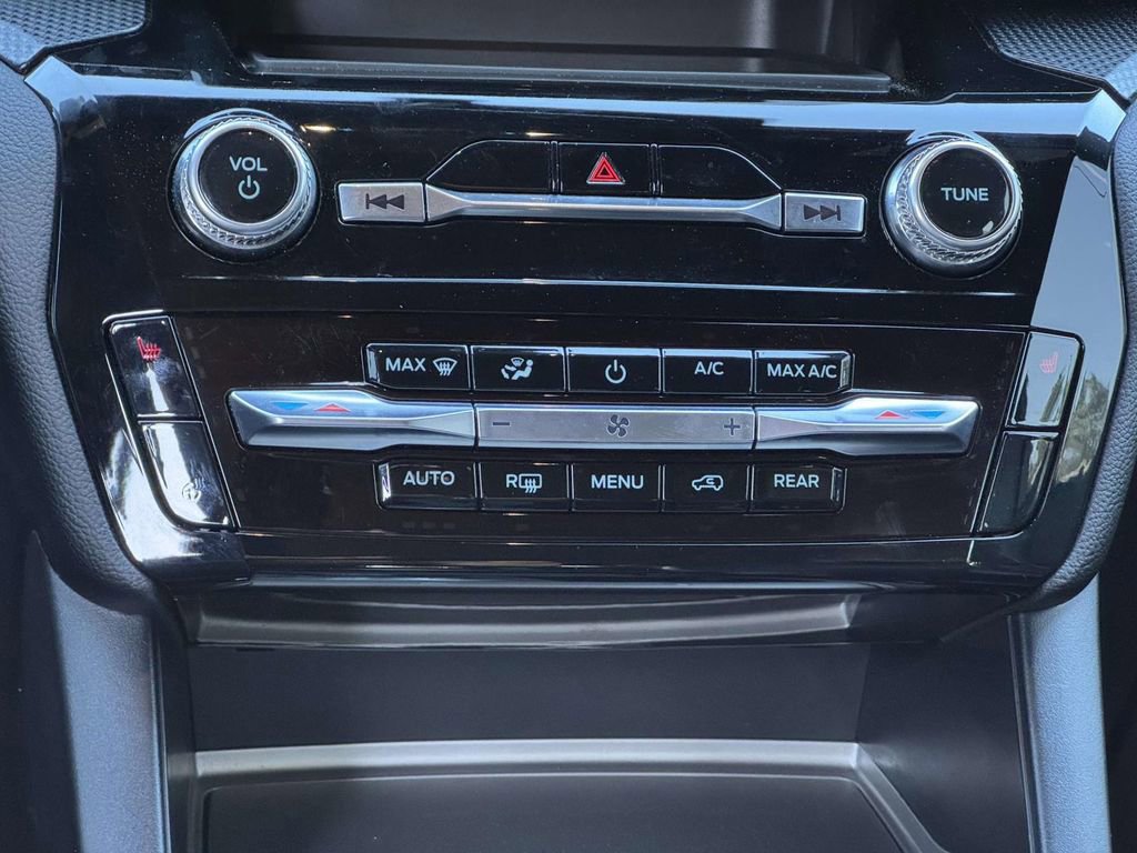 Certified 2023 Ford Explorer ST-Line w/ Class IV Trailer Tow Package image 10