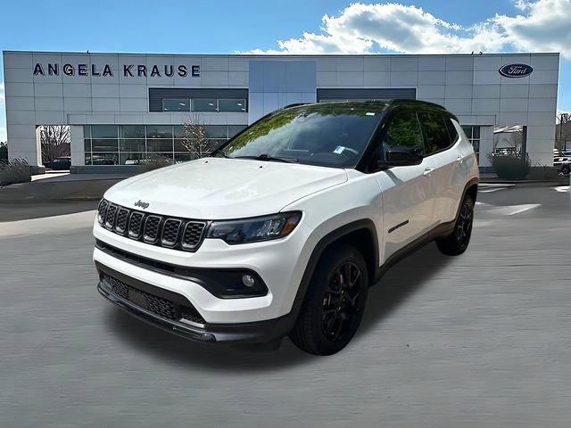 Used 2024 Jeep Compass Latitude w/ Altitude Special Edition AWD/4WD video 3