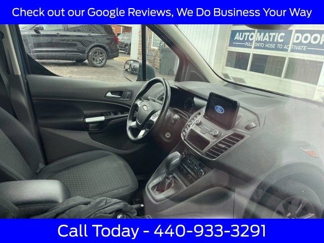 Certified 2020 Ford Transit Connect XLT image 12
