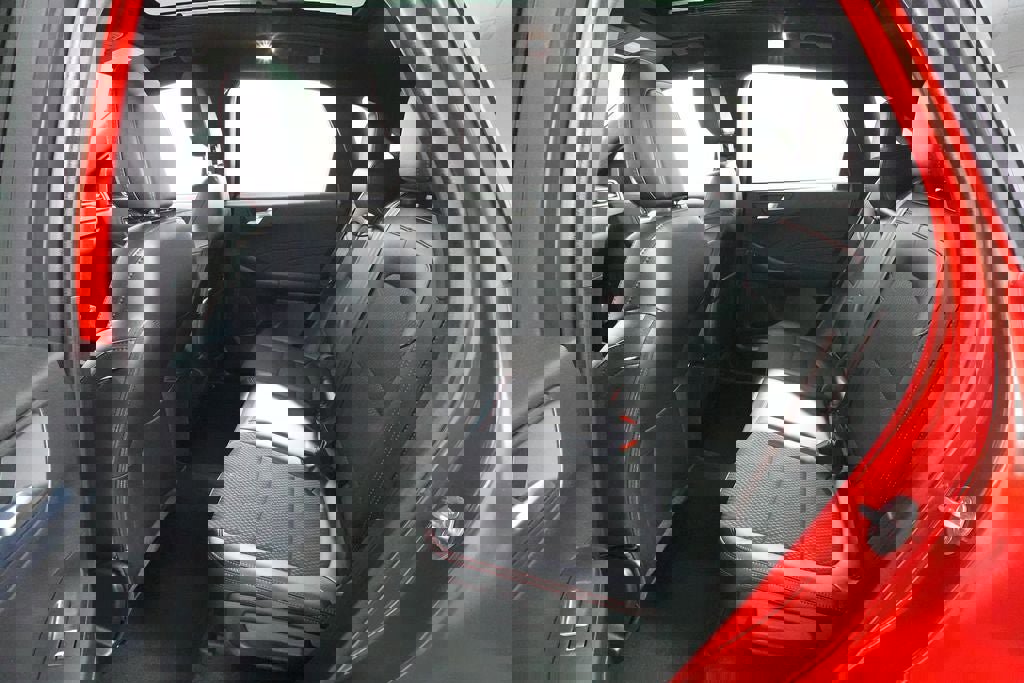 Certified 2023 Ford Escape ST-Line w/ Tech Pack #1 image 28