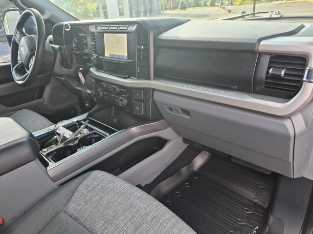 Certified 2023 Ford F350 XLT w/ 360-Degree Camera Package AWD/4WD image 28