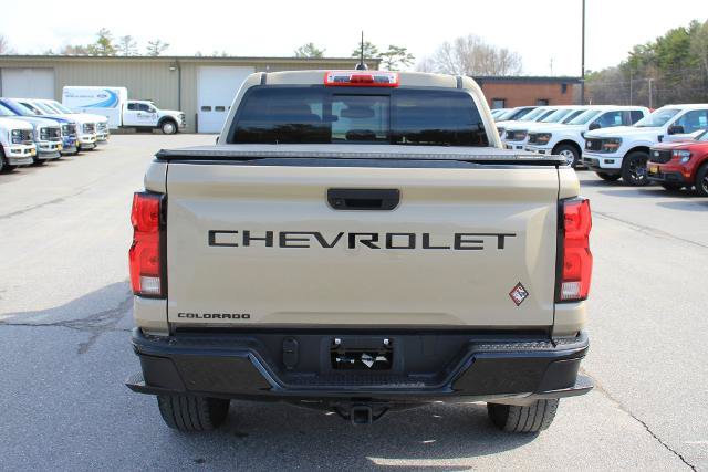 Used 2024 Chevrolet Colorado Z71 w/ Z71 Convenience Package 2 AWD/4WD image 6