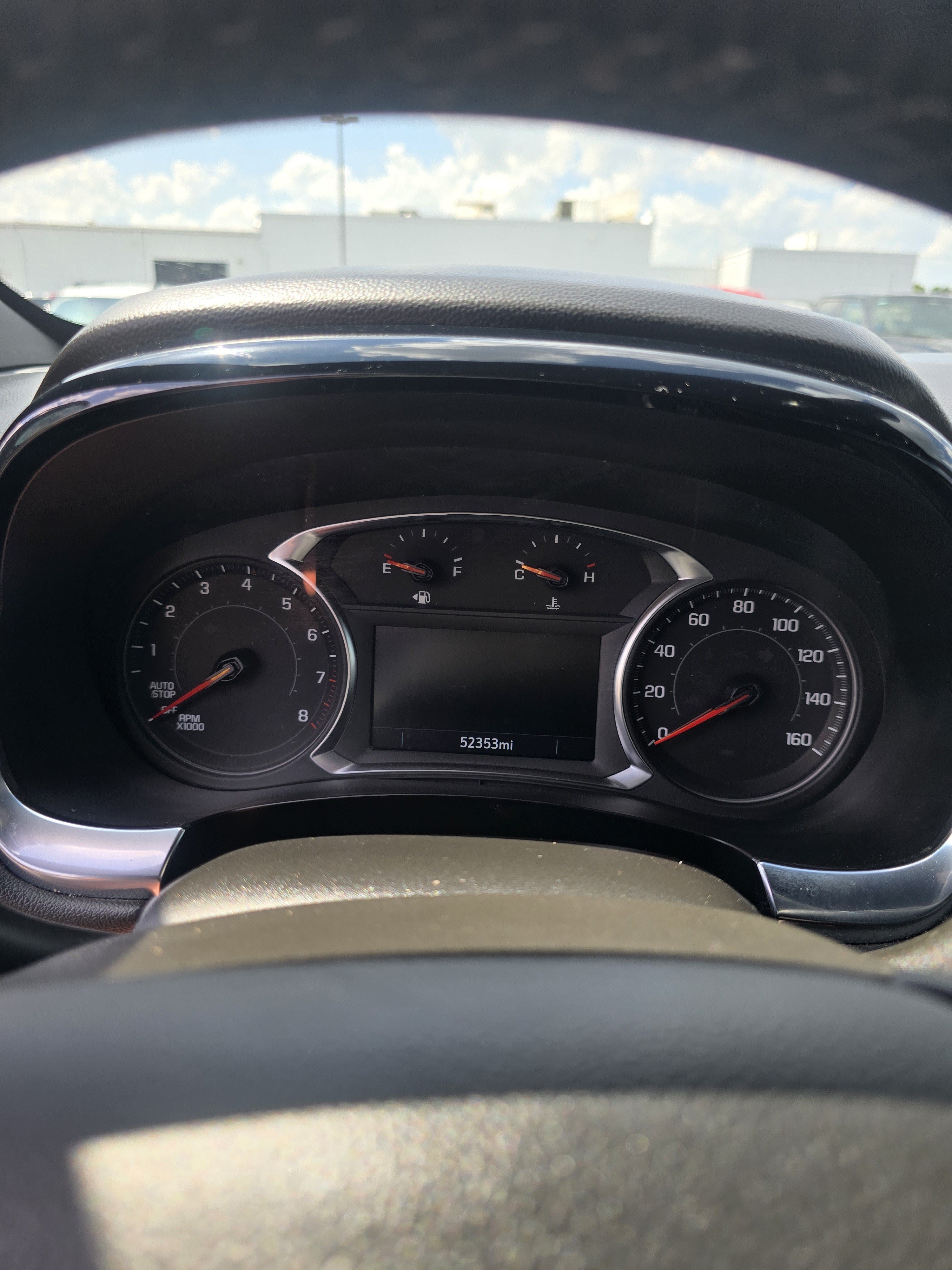 Used 2023 Chevrolet Traverse LT FWD image 13