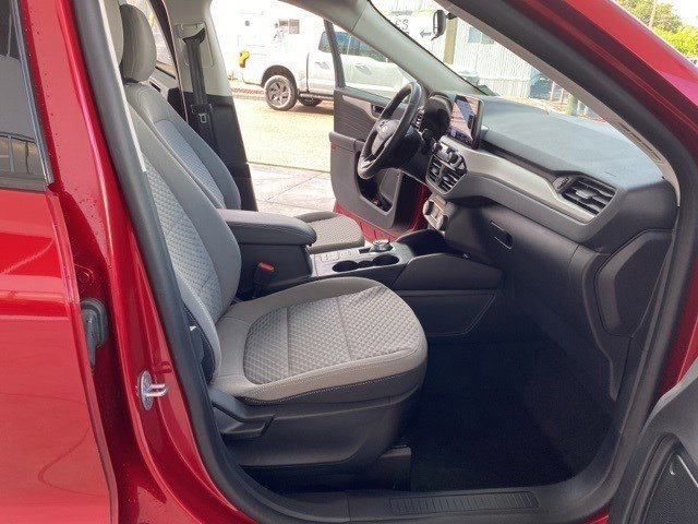 Certified 2022 Ford Escape SE w/ SE Sport Appearance Package image 14