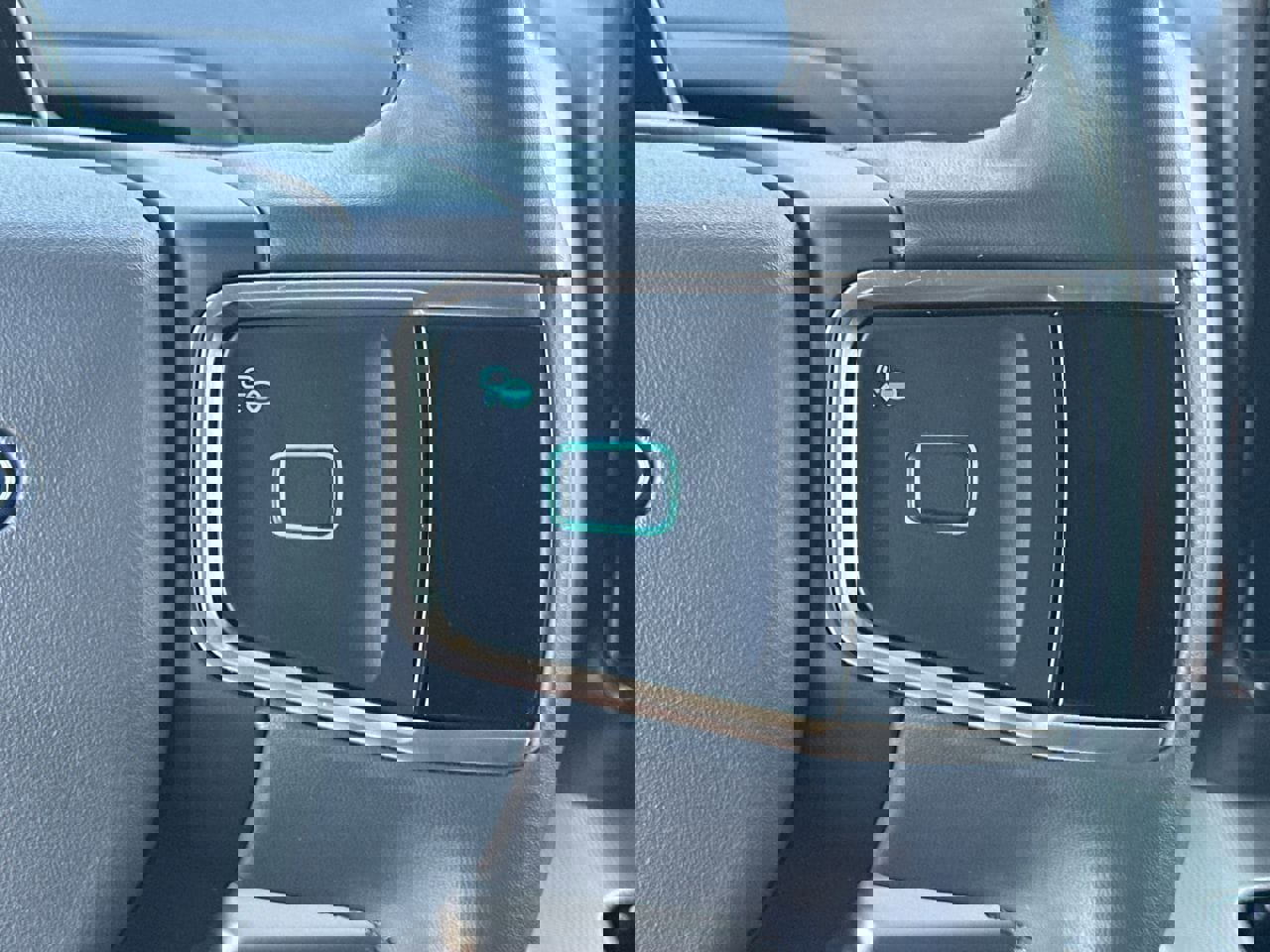 Certified 2025 Ford Expedition Max Active image 28