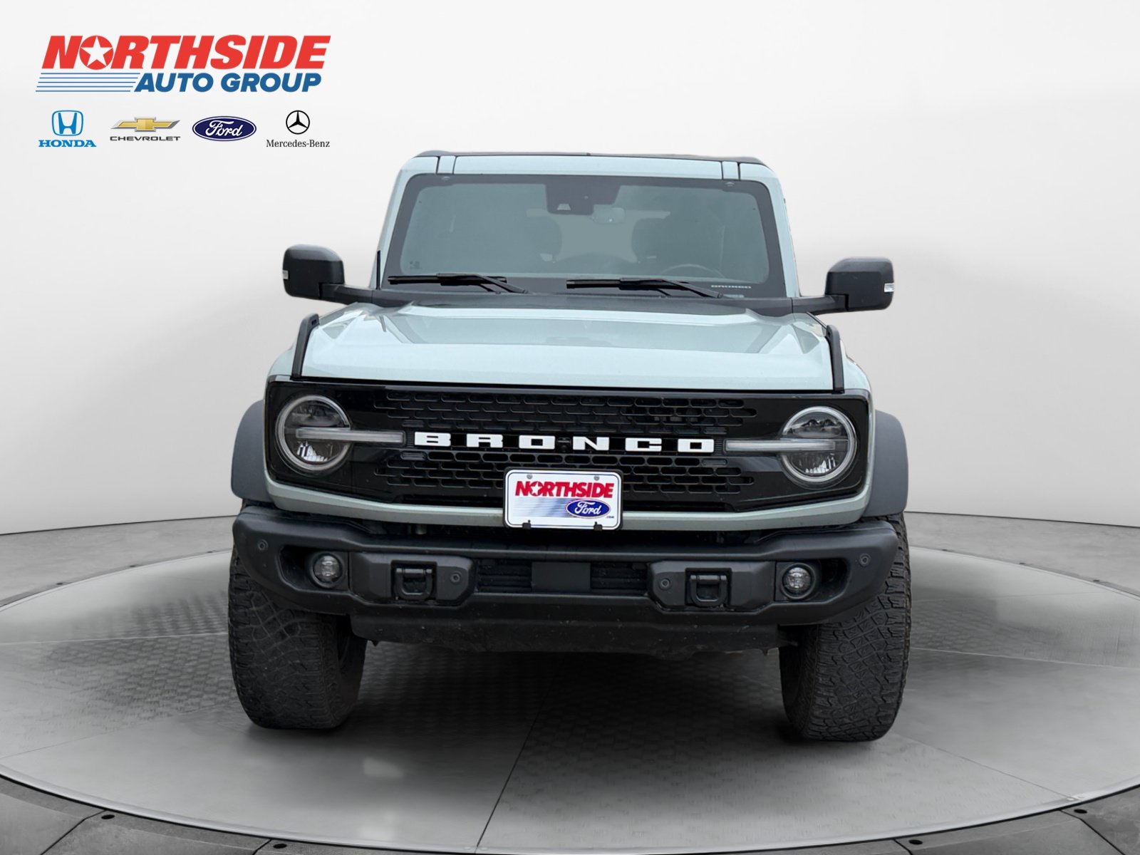 Certified 2023 Ford Bronco Wildtrak AWD/4WD image 2