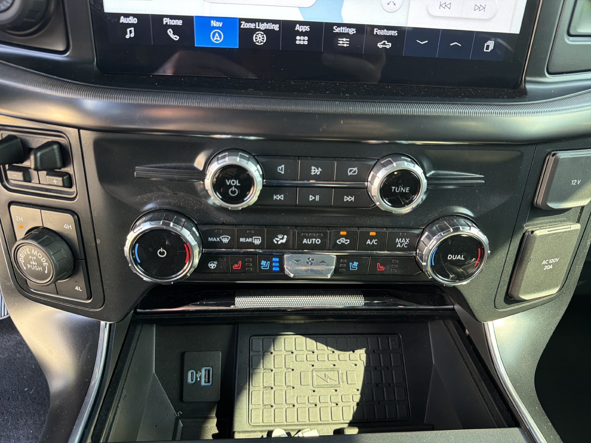 Certified 2024 Ford F150 Raptor AWD/4WD image 6