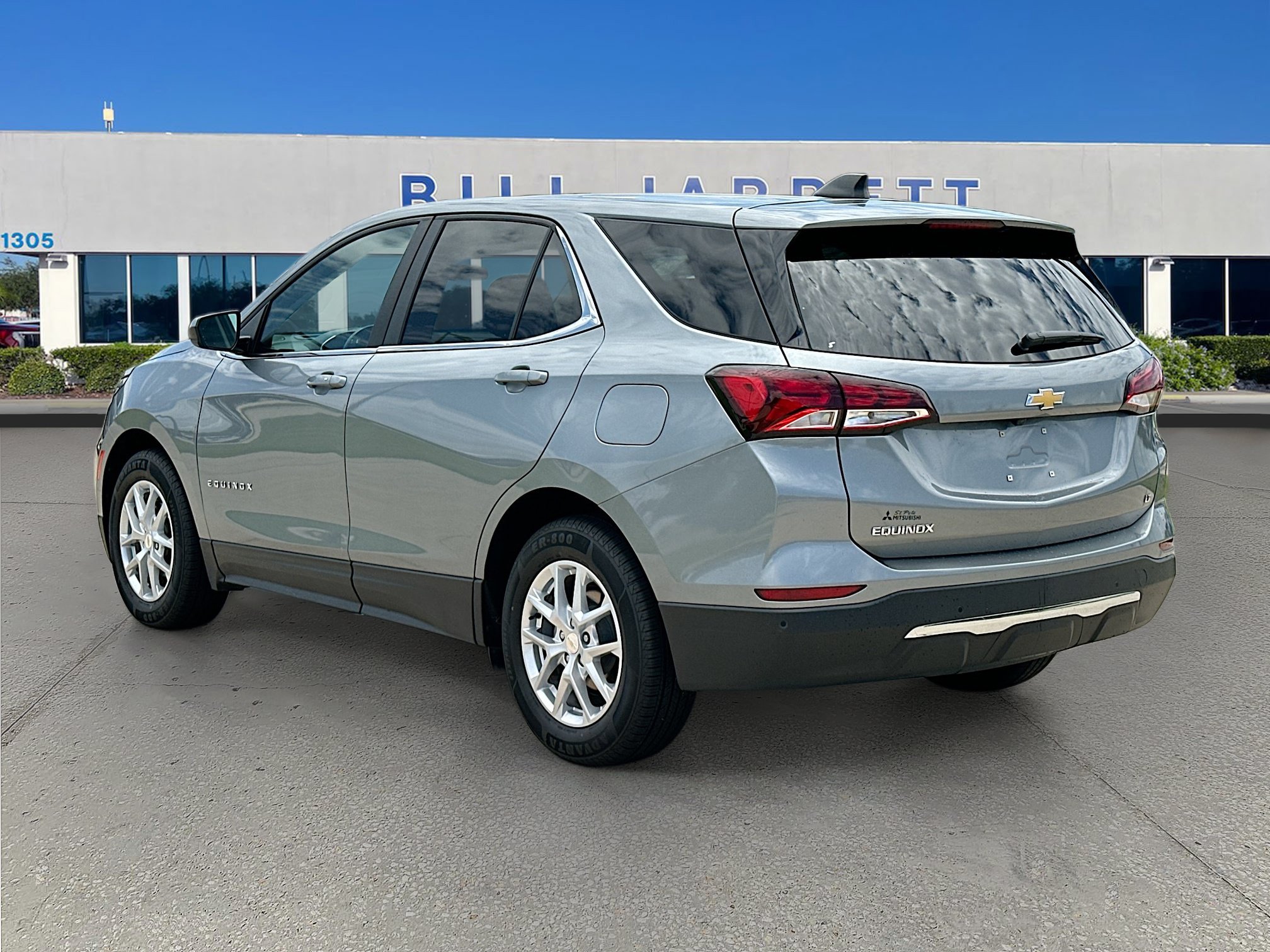 Used 2024 Chevrolet Equinox LT FWD image 5