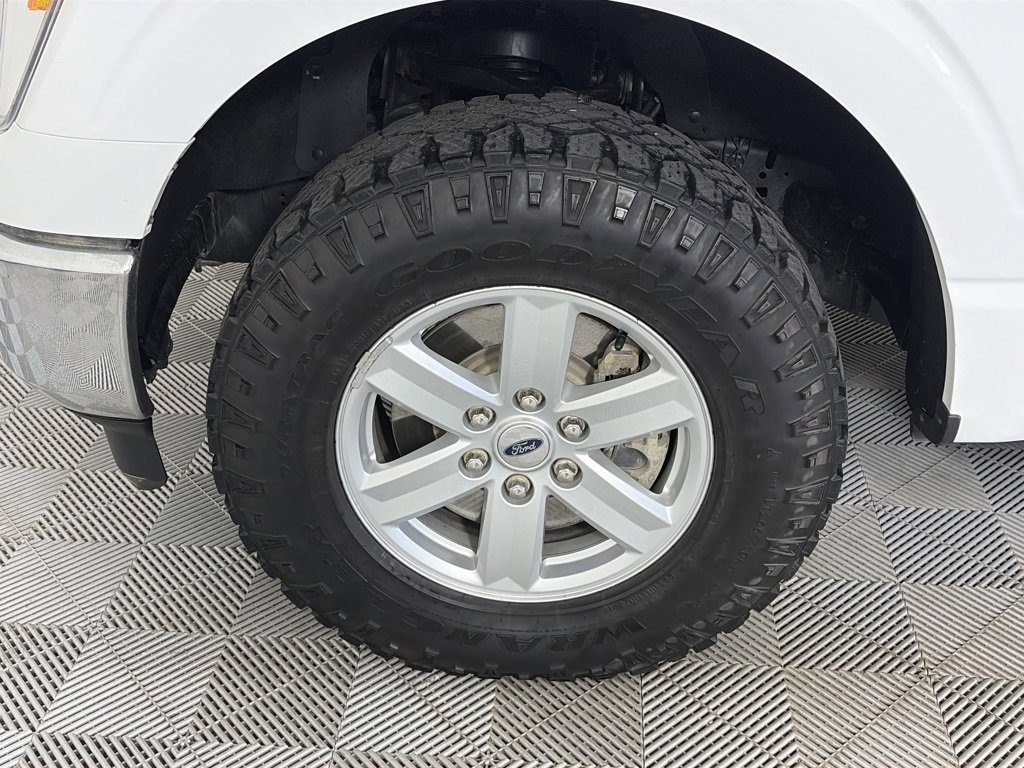 Certified 2021 Ford F150 XLT w/ Equipment Group 301A Mid image 8