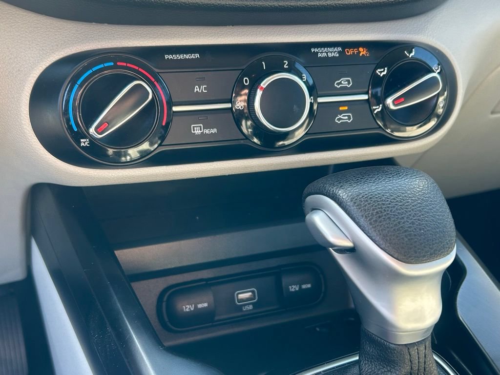 Used 2022 Kia Soul LX FWD image 20