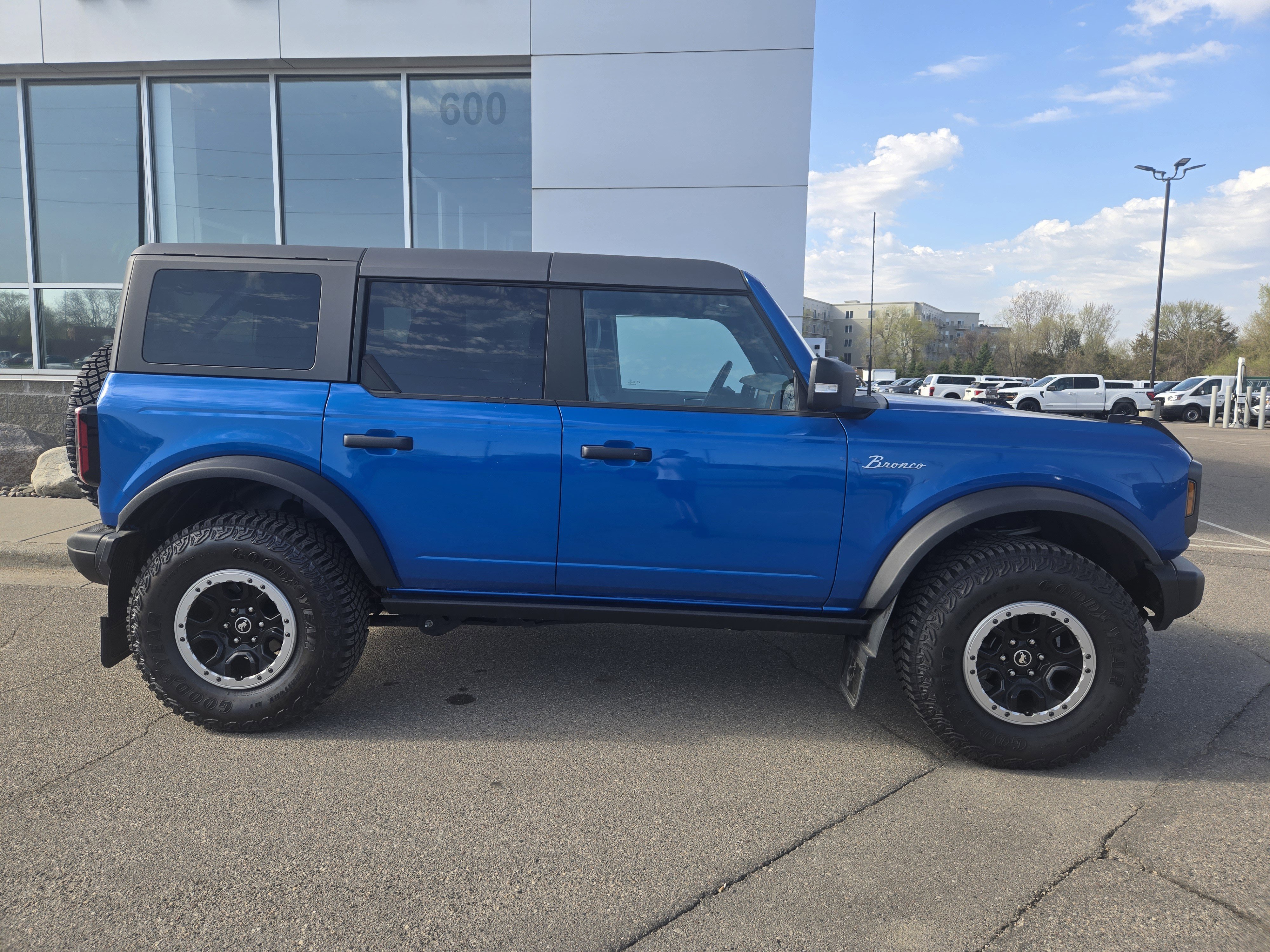 Certified 2022 Ford Bronco Badlands AWD/4WD image 5