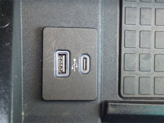 Certified 2021 Ford F250 Limited w/ FX4 Off-Road Package image 24