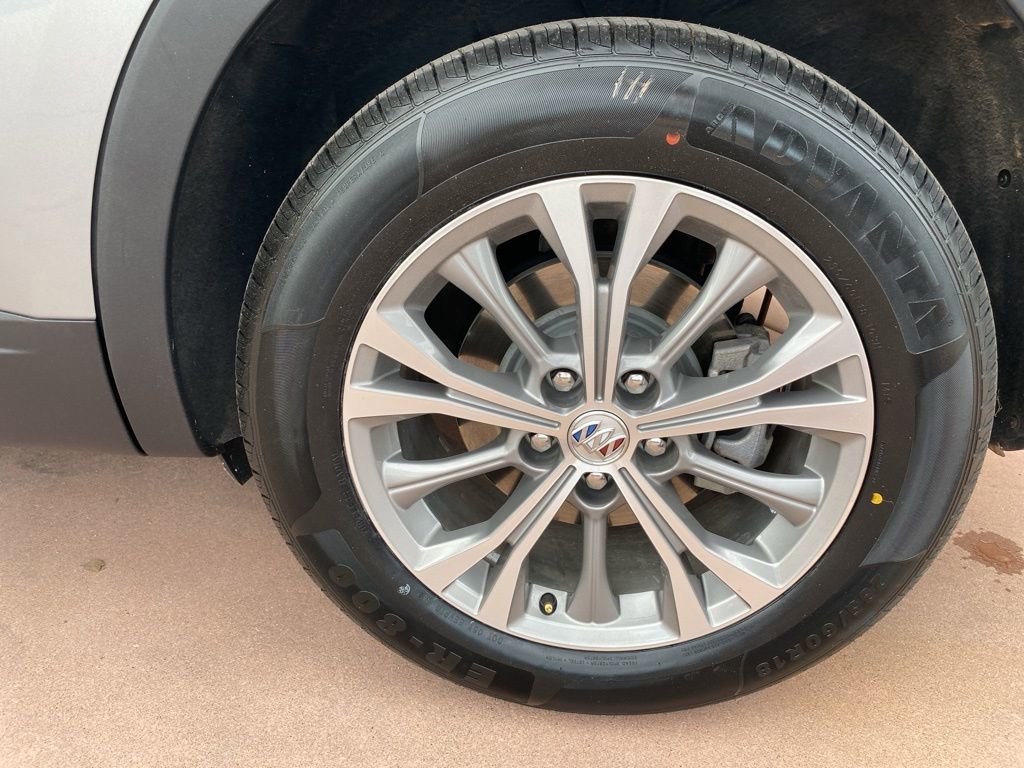 Used 2023 Buick Envision Preferred image 41