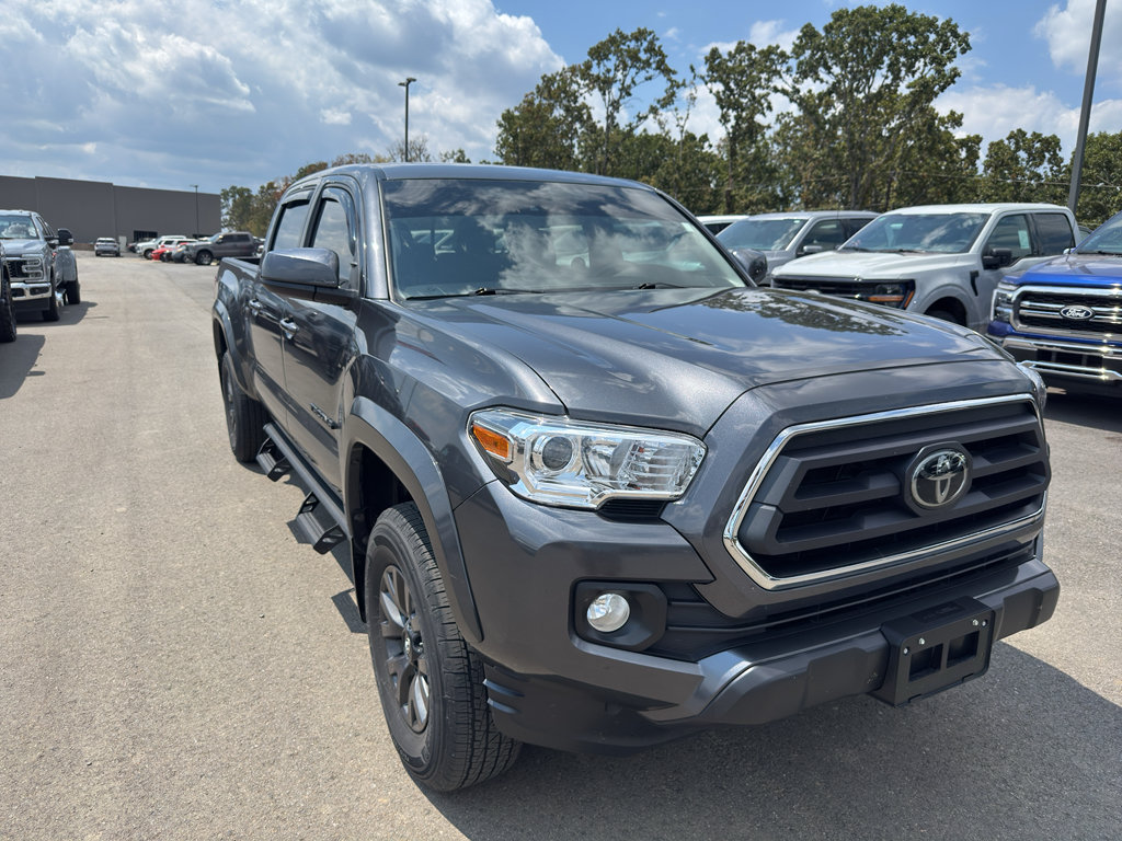 Used 2023 Toyota Tacoma SR5 RWD image 3