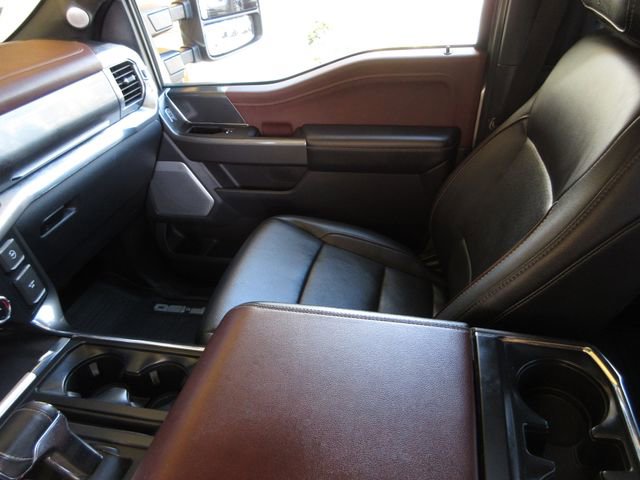 Certified 2022 Ford F150 Lariat w/ Equipment Group 502A High image 23