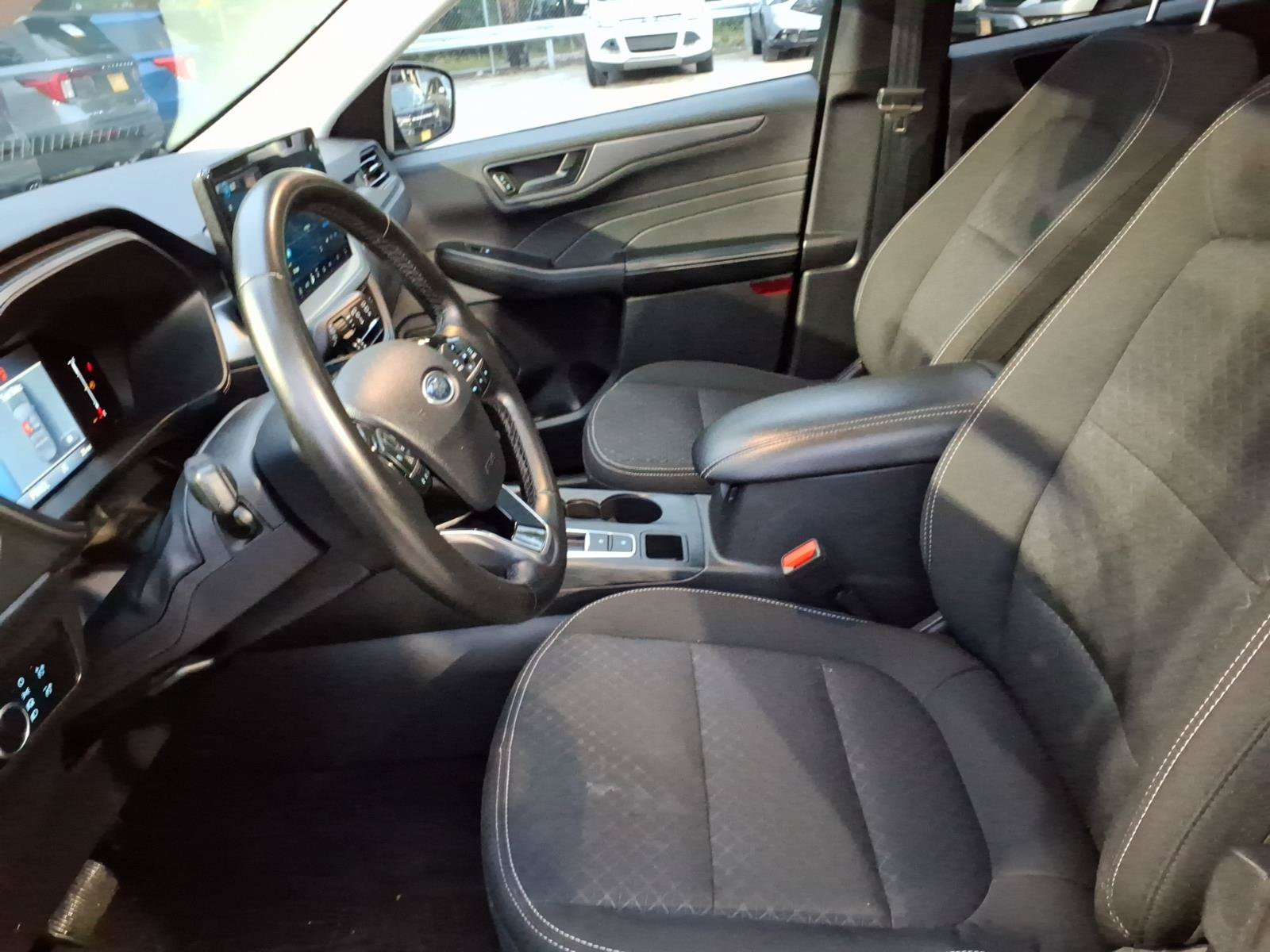 Certified 2024 Ford Escape Active w/ Tech Pack #1 AWD/4WD image 11