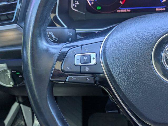 Used 2019 Volkswagen Jetta SEL FWD image 16