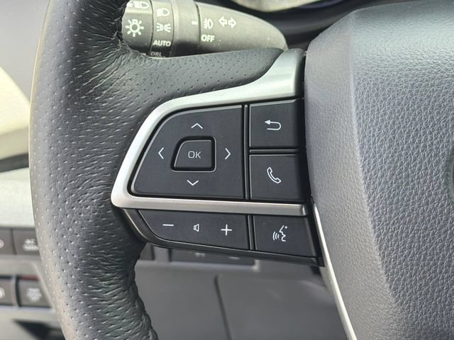 Used 2021 Toyota Sienna Limited FWD image 23