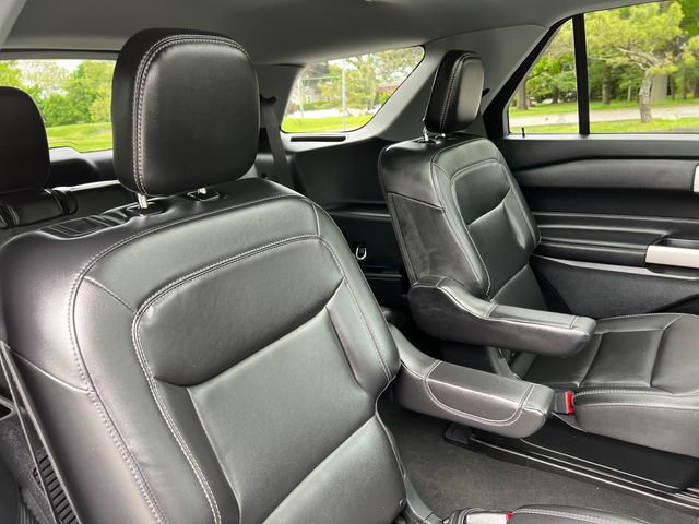 Certified 2023 Ford Explorer XLT w/ Equipment Group 202A AWD/4WD image 31