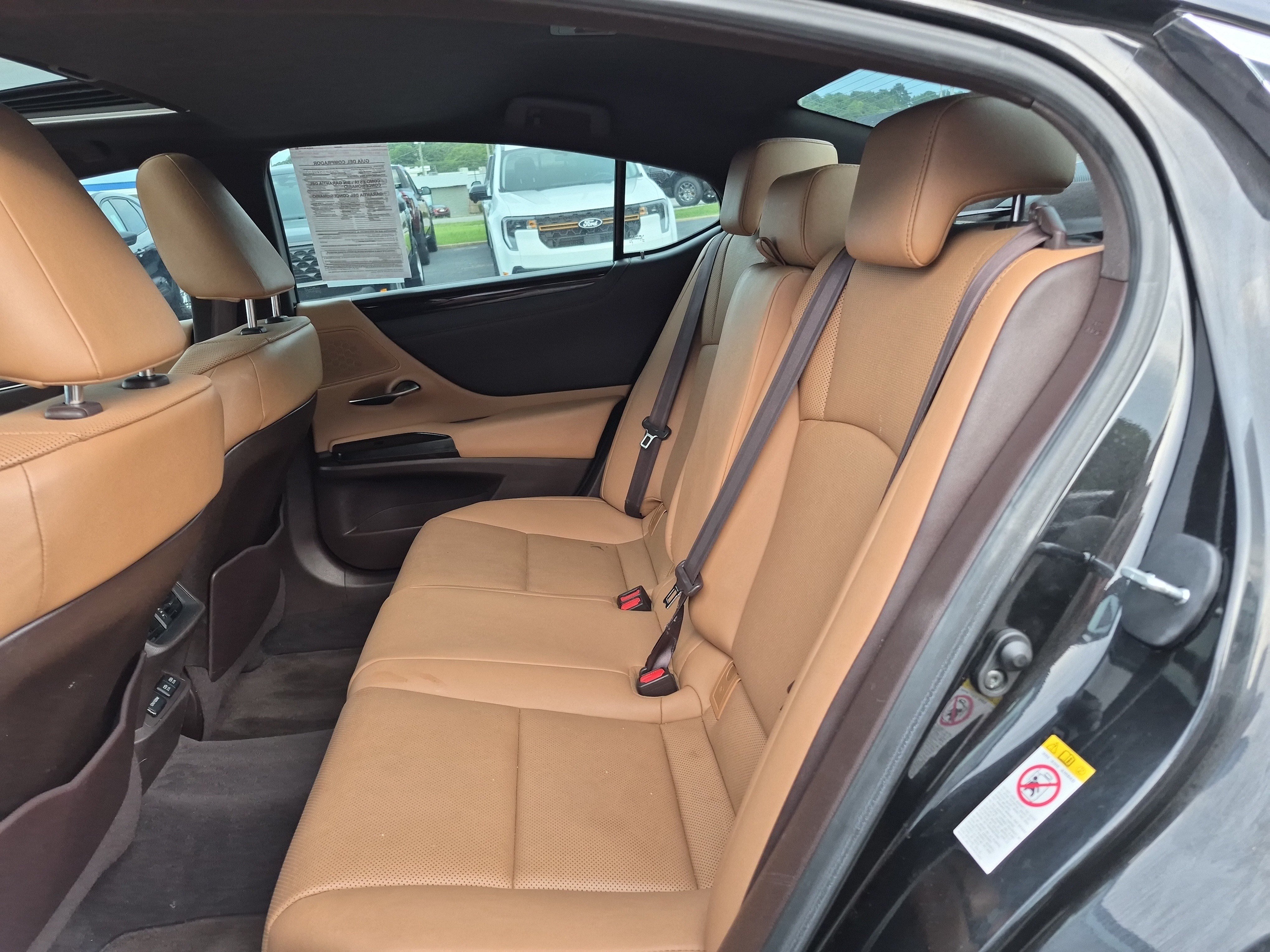 Used 2019 Lexus ES 350 w/ Premium Package FWD image 15