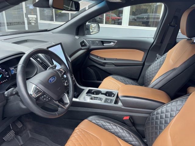 Certified 2024 Ford Edge Titanium w/ Titanium Elite Package image 27