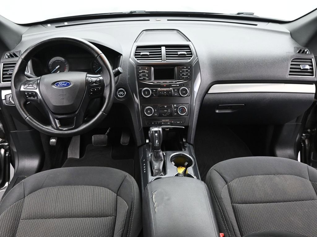 Certified 2018 Ford Explorer XLT image 49