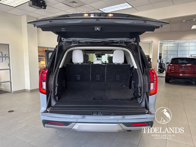 Certified 2025 Ford Expedition Platinum AWD/4WD image 12