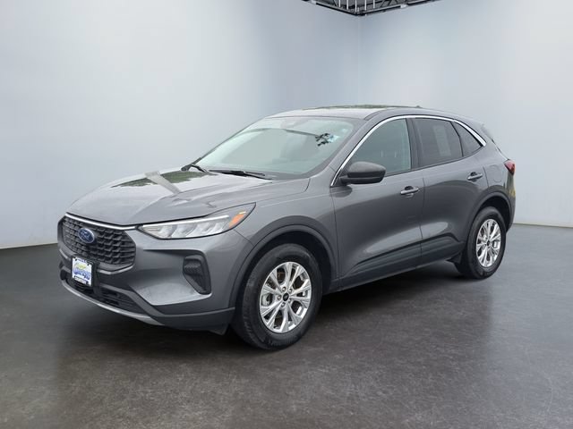 Certified 2024 Ford Escape Active AWD/4WD image 1