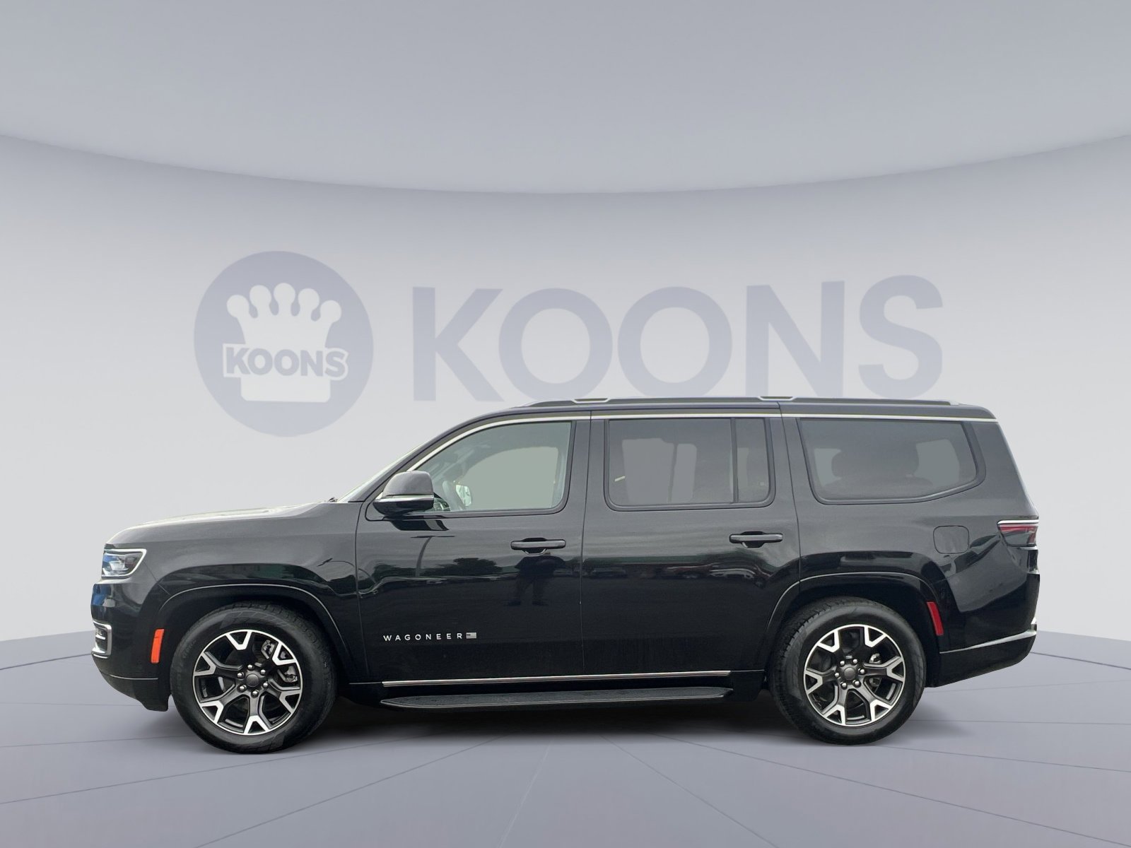Used 2024 Jeep Wagoneer Series III AWD/4WD image 13