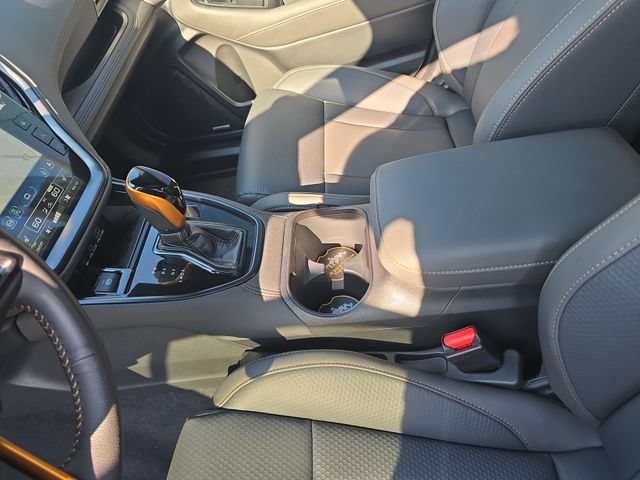 Used 2025 Subaru Outback Wilderness AWD/4WD image 21