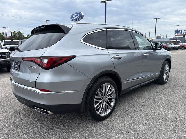Used 2023 Acura MDX SH-AWD w/ Advance Package image 3
