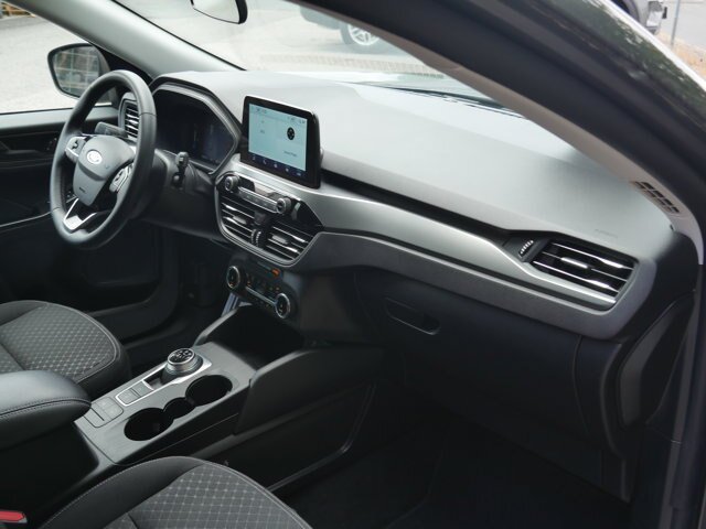 Certified 2025 Ford Escape Active AWD/4WD image 24