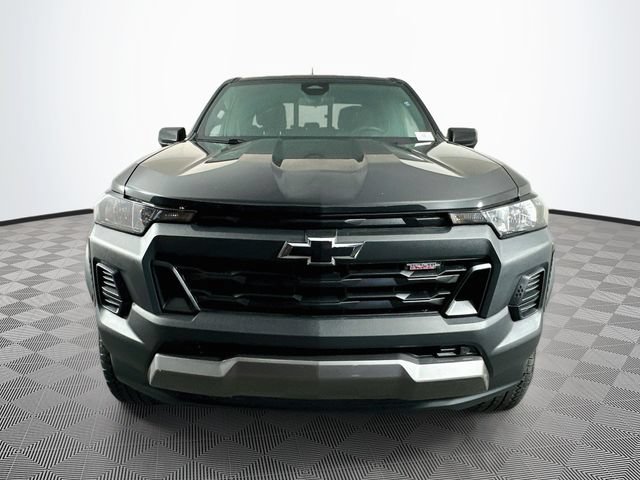 Used 2024 Chevrolet Colorado Trail Boss w/ LPO, Dark Essentials Package AWD/4WD image 5