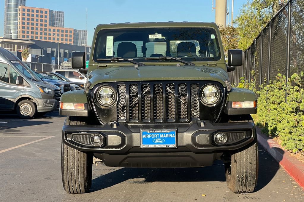 Used 2021 Jeep Gladiator Sport image 9
