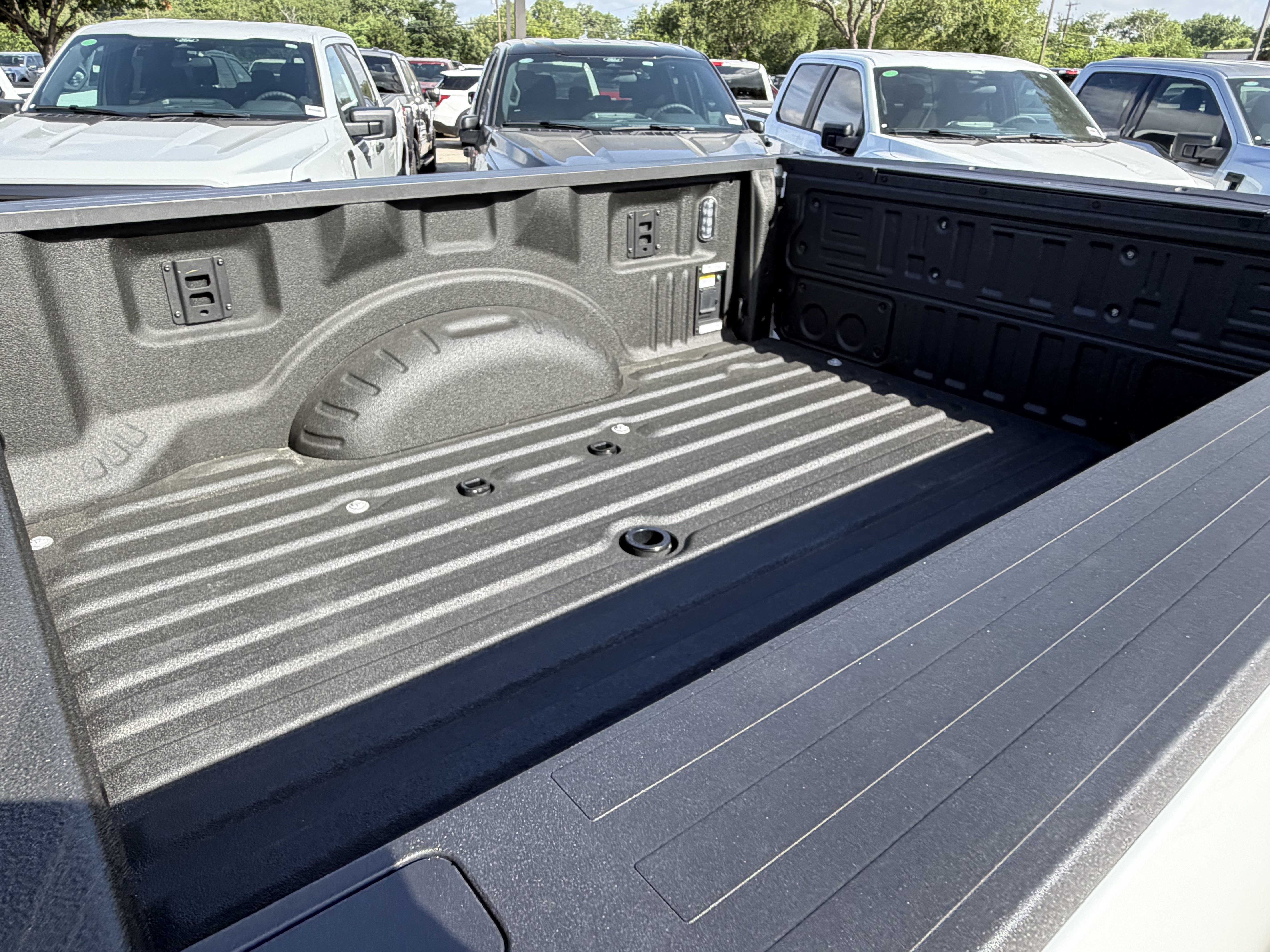 Certified 2024 Ford F250 Limited AWD/4WD image 12