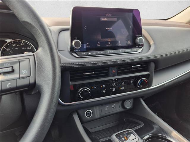 Used 2023 Nissan Rogue S FWD image 12