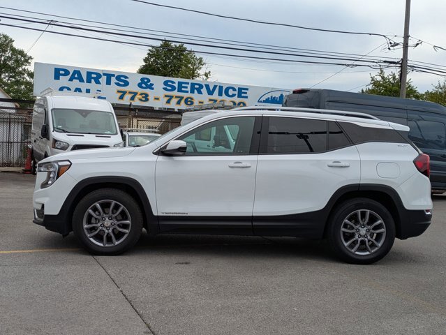 Used 2023 GMC Terrain SLT FWD image 7