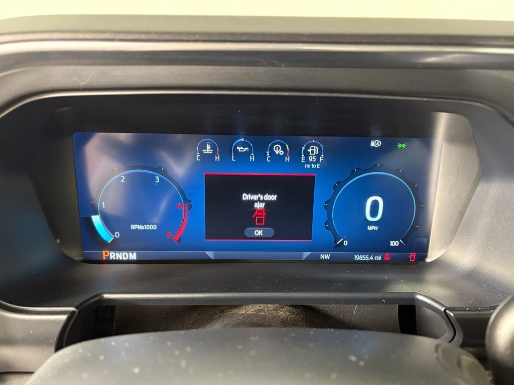 Certified 2025 Ford F450 Platinum w/ FX4 Off-Road Package image 16