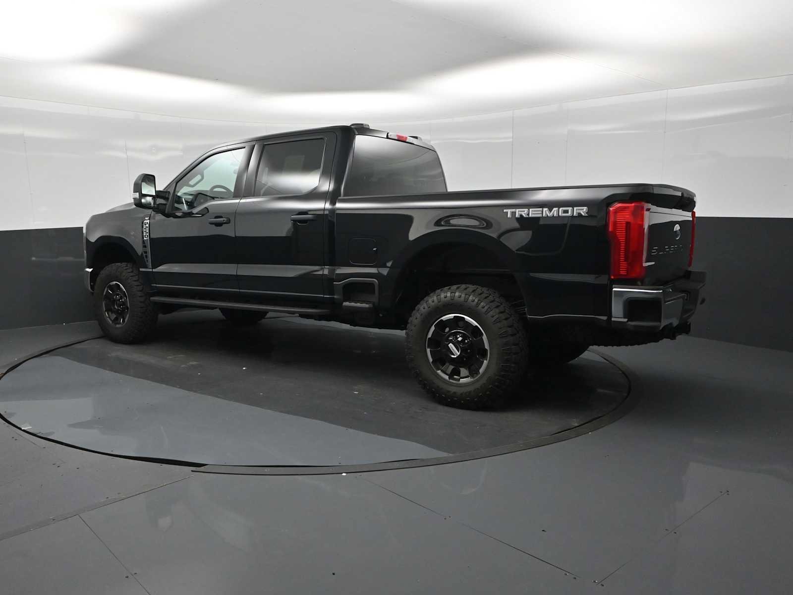 Certified 2026 Ford F250 XLT w/ Tremor Off-Road Package AWD/4WD image 6