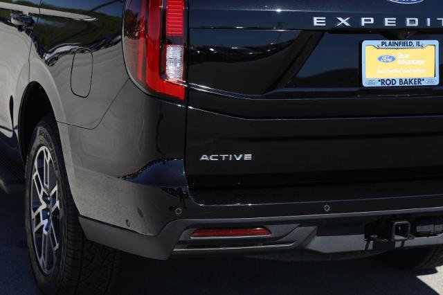 Certified 2025 Ford Expedition Active AWD/4WD image 17