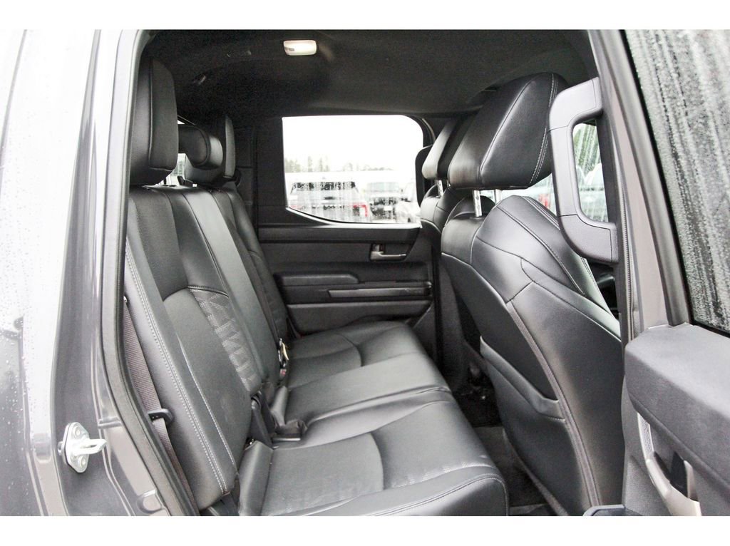 Used 2024 Toyota Tacoma TRD Sport w/ TRD Sport Premium Package AWD/4WD image 10