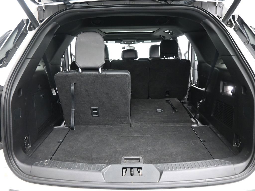 Certified 2020 Ford Explorer XLT w/ Equipment Group 202A image 51