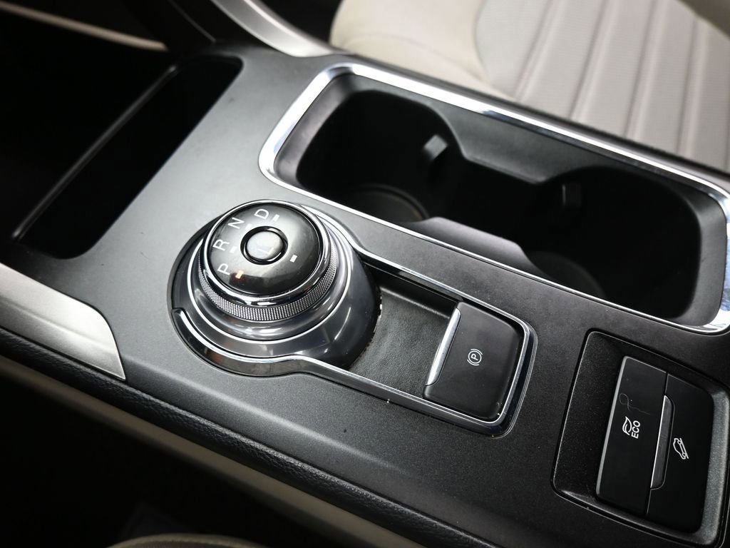 Certified 2019 Ford Fusion SE image 44