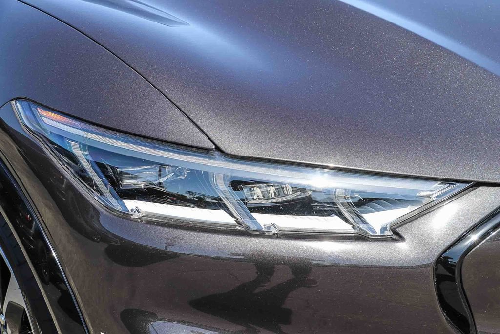 Certified 2022 Ford Mustang Mach-E Premium AWD/4WD image 4