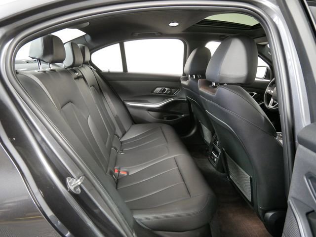 Used 2020 BMW 330i xDrive Sedan w/ Driving Assistance Package image 12