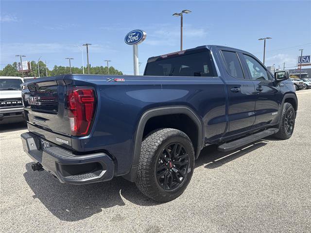 Used 2021 GMC Sierra 1500 Elevation w/ X31 Off-Road Package AWD/4WD image 3